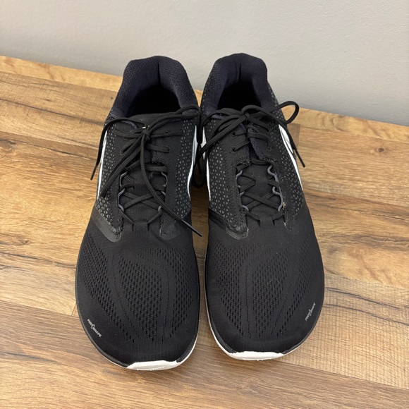 Altra Solstice LaceUp Athletic Running Shoes Black White Men’s - Picture 6 of 9